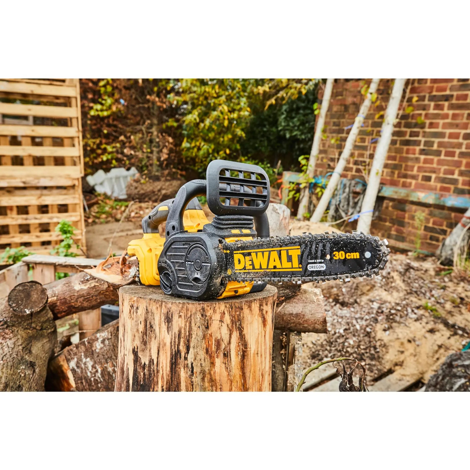 DeWALT  Motosega elettrica AKU 18V, 1x batteria 5,0 Ah XR DCM565P1