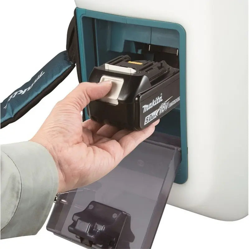 Makita Pompa irroratrice 15 l a batteria 18V ,