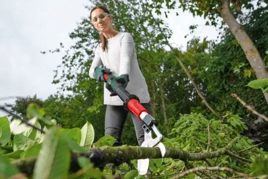 Bosch 18V AKU troncarami telescopico, senza batteria e caricabatterie 06008C5001