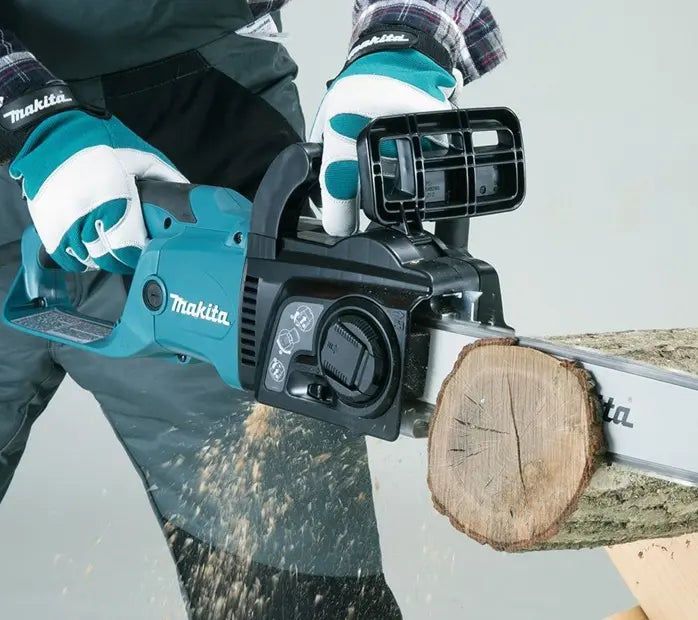 Makita - Motosega 40 cm, 2000 W UC4051A